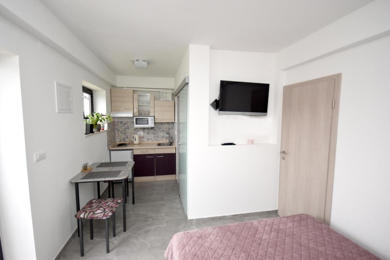 Apartmaji Lejardin Škofljica Eksteriør bilde